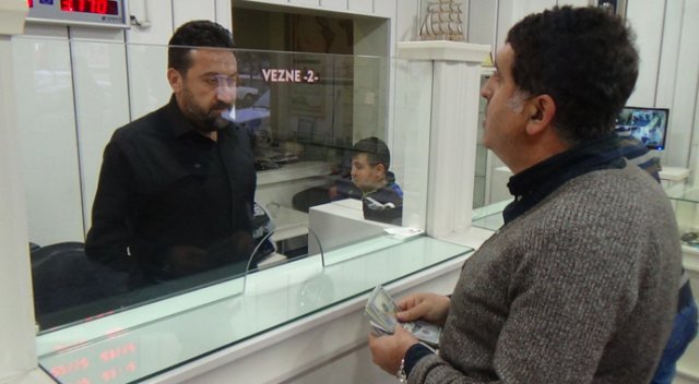 Cumhurbaşkanı çağırdı Türkiye TL’ye hücum etti