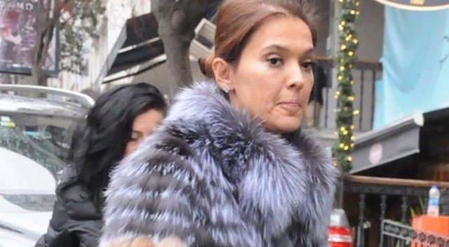 Demet Akalın'dan 'dolar' sorusuna yanıt: Ben hep lira kullanıyorum