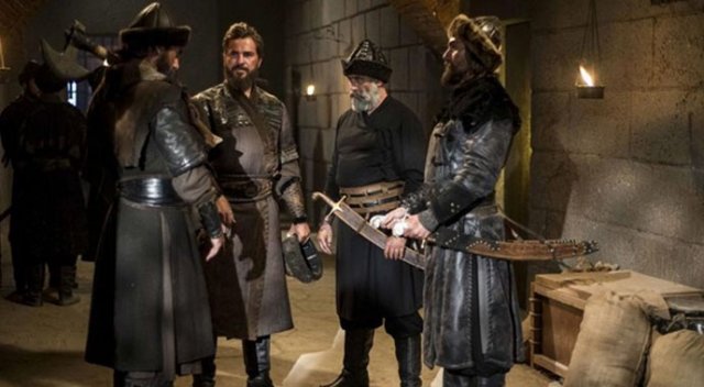 Diriliş Ertuğrul&#039;da üzen ayrılık