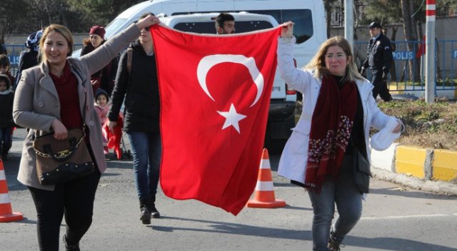 Diyarbakır halkı, teröre karşı! Diyarbakır halkı, teröre karşı!