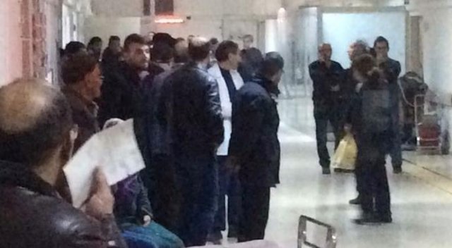 Elazığ'da hastanede silahlı saldırı: 1 ölü, 2 yaralı Elazığ'da hastanede silahlı saldırı: 1 ölü, 2 yaralı