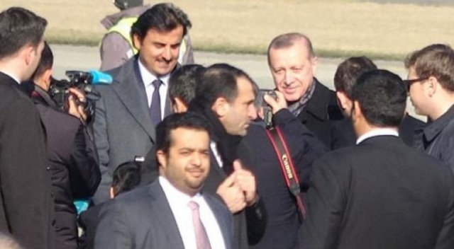 Erdoğan havalimanında bizzat karşıladı! Erdoğan havalimanında bizzat karşıladı!