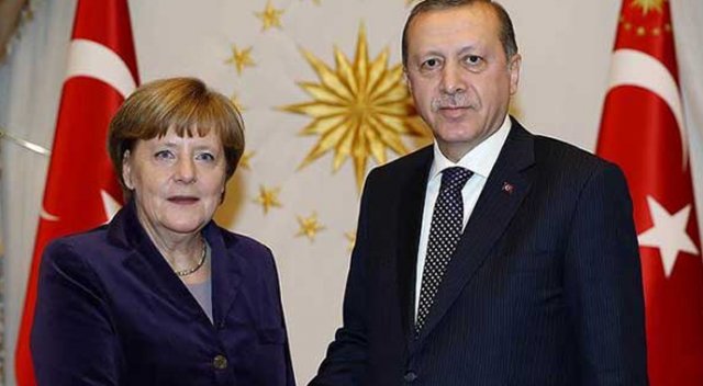 Erdoğan Merkel'i aradı