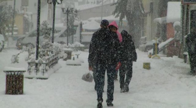 Erzincan'da eğitime kar engeli Erzincan'da eğitime kar engeli