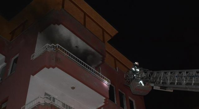 Fatsa'da ev alev alev yandı Fatsa'da ev alev alev yandı
