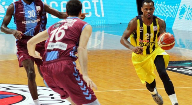 Fenerbahçe Trabzon’a şans tanımadı