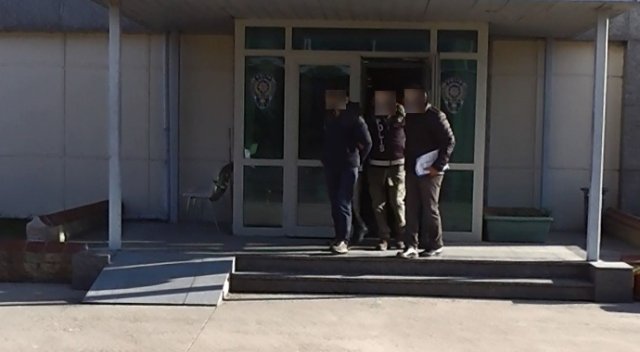 FETÖ’cü teğmen ve eşi kaçarlarken yakalandı FETÖ’cü teğmen ve eşi kaçarlarken yakalandı