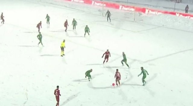 G.Antep - Kırklarelispor maçında zor anlar G.Antep - Kırklarelispor maçında zor anlar