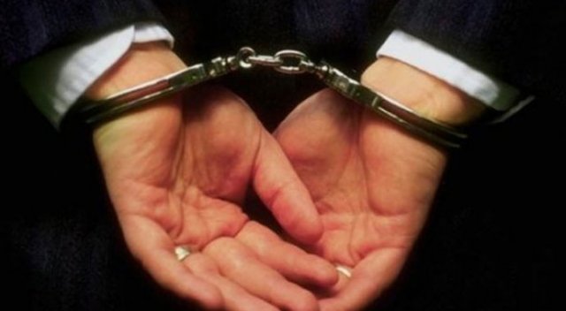 Gaziantep Müftülüğü'ne operasyon 3 imam tutuklandı Gaziantep Müftülüğü'ne operasyon 3 imam tutuklandı