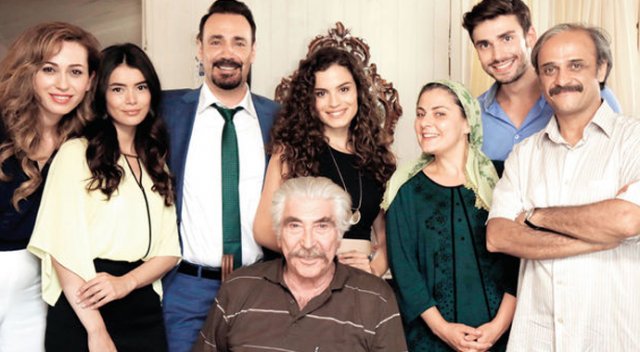 Gülümse Yeter ekrana veda ediyor!