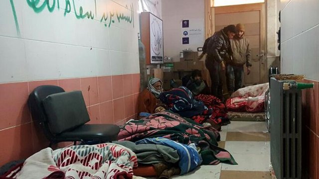 Halep&#039;te yaralı ve hastalar tahliye edilmeyi bekliyor