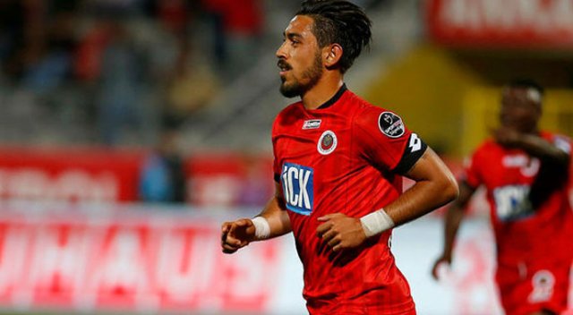 İrfan Can Kahveci, Başakşehir ile anlaştı
