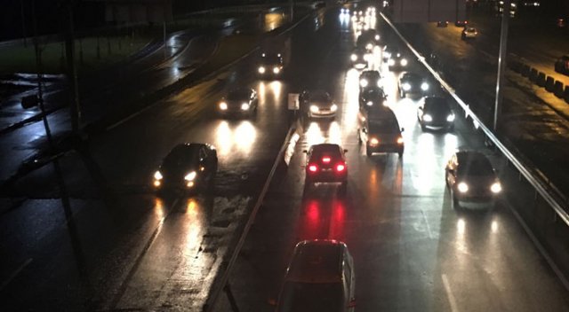 İstikameti şaşırdılar! Trafikte zor anlar yaşadılar