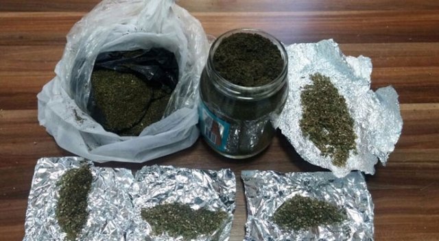 Kargoyla uyuşturucu sevkiyatı yapan kişi yakalandı Kargoyla uyuşturucu sevkiyatı yapan kişi yakalandı