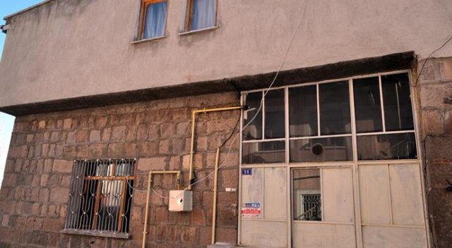 Kayseri'de ev yangını: 1 ölü Kayseri'de ev yangını: 1 ölü