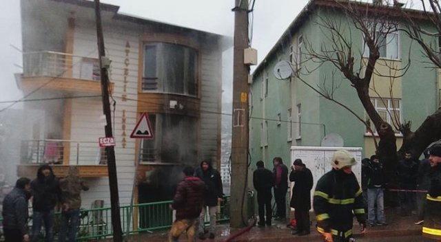Kocaeli&#039;de yangın: 6&#039;sı çocuk 7 kişi hastaneye kaldırıldı