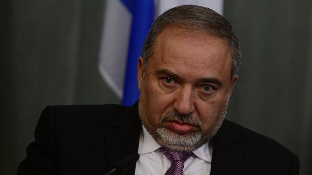 Liberman'dan Filistinli yetkililerle 'iletişimi kesin' emri Liberman'dan Filistinli yetkililerle 'iletişimi kesin' emri