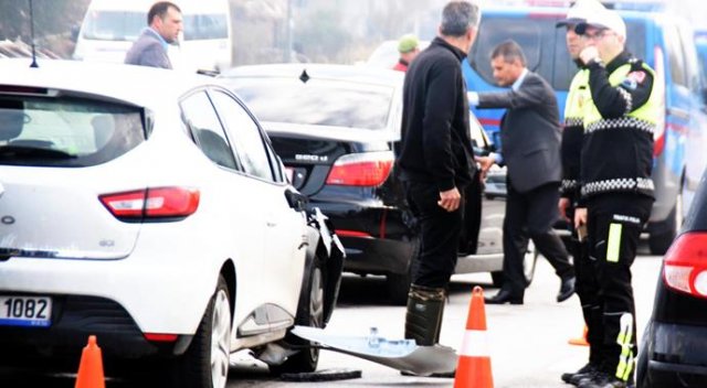 Liseli Aslı okul yanında feci şekilde öldü Liseli Aslı okul yanında feci şekilde öldü