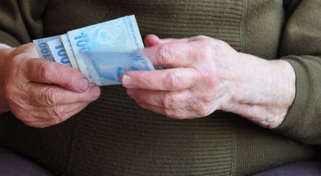 Maaşlardan kesilecek olan BES'e giriş otomatik, çıkış serbest