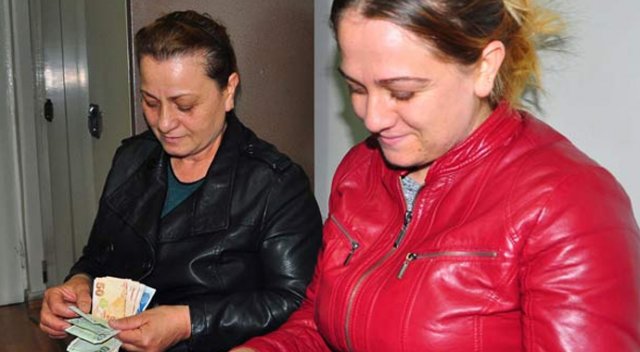 Manisa'da mikrokredi ile tanışan anne kızın hayatı değişti Manisa'da mikrokredi ile tanışan anne kızın hayatı değişti