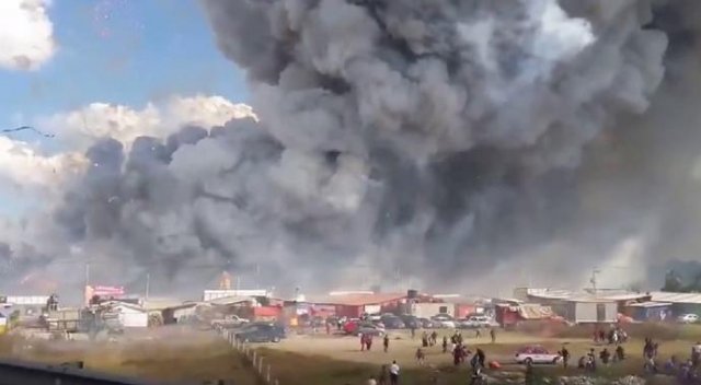 Meksika'da patlama: 27 ölü Meksika'da patlama: 27 ölü