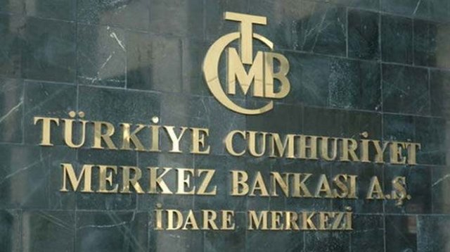 Merkez&#039;in yıl sonu dolar tahmini yükseldi!