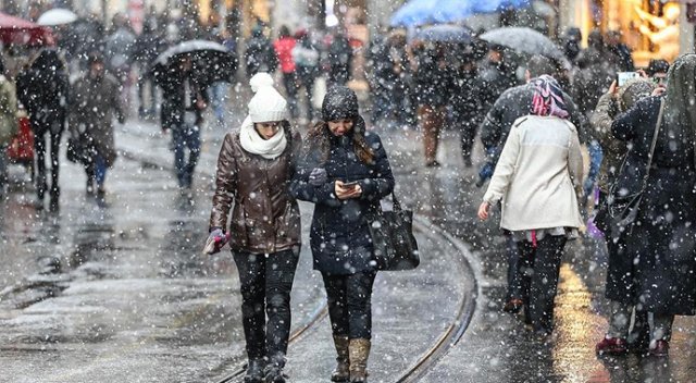Meteoroloji&#039;den İstanbul&#039;a kuvvetli kar yağışı uyarısı!