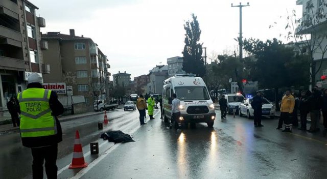 Okula giderken ticari aracın altında kalan kız öldü