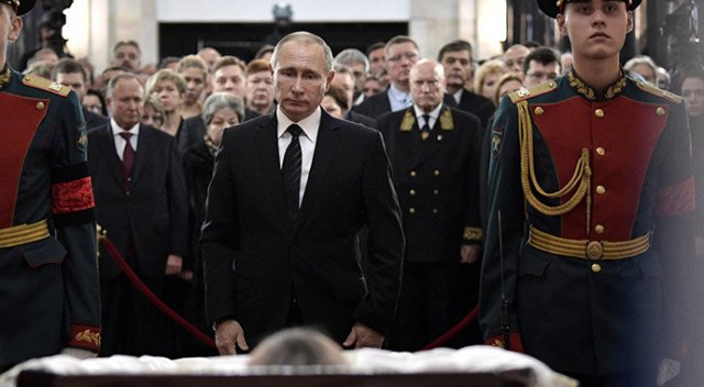 Putin'den Karlov'a son bakış