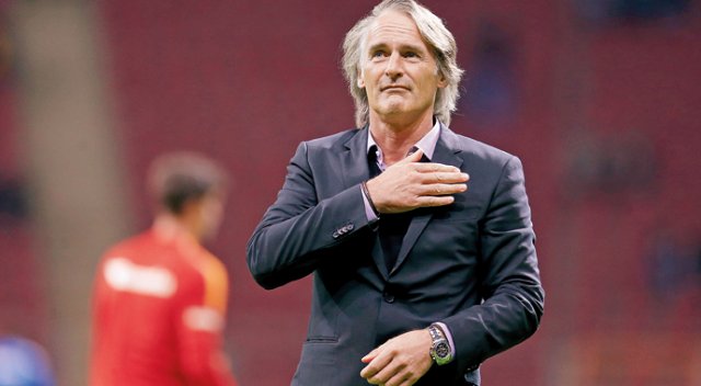 Riekerink, Galatasaray'a gelmesinde Sneijder'in etkisinin olabileceğini söyledi Riekerink, Galatasaray'a gelmesinde Sneijder'in etkisinin olabileceğini söyledi