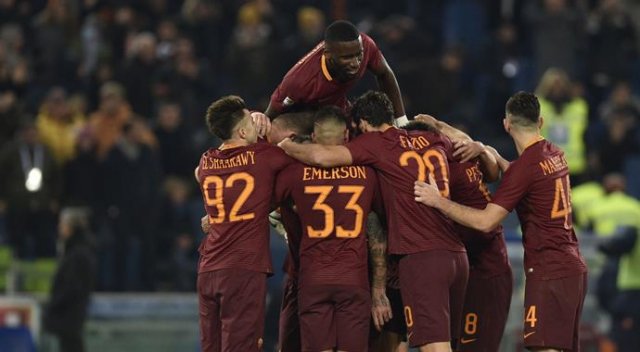 Roma, Milan'ı tek golle geçti Roma, Milan'ı tek golle geçti