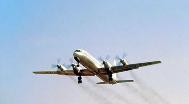Rus askeri uçağı düştü Rus askeri uçağı düştü