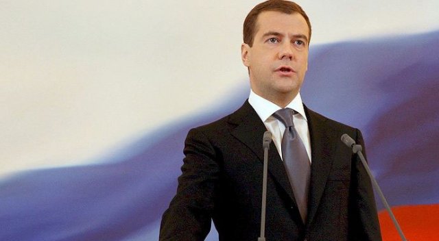 Rusya Başbakanı Medvedev: Sadece Rus Büyükelçisine ateş etmediler Rusya Başbakanı Medvedev: Sadece Rus Büyükelçisine ateş etmediler