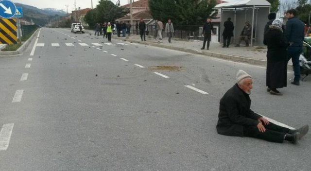 Samsun'da otomobil ile traktör çarpıştı: 1 ölü, 3 yaralı