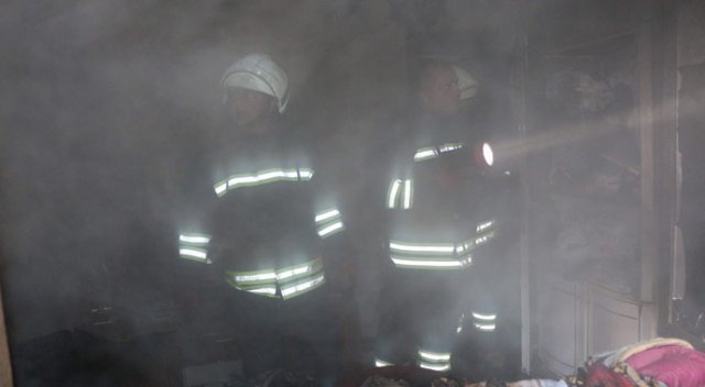 Suriyeli ailenin kaldığı evde yangın çıktı Suriyeli ailenin kaldığı evde yangın çıktı