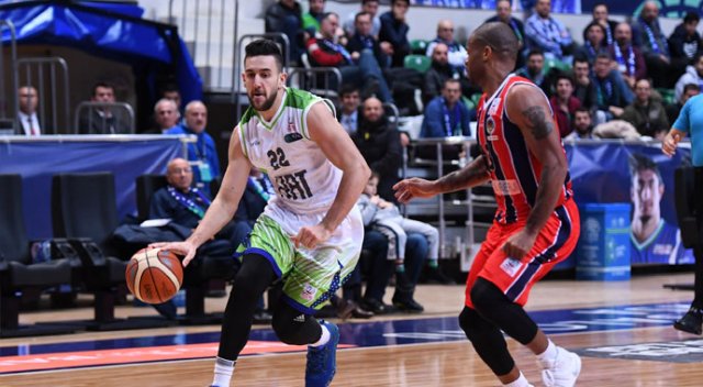 TOFAŞ: 104 - Halk Enerji TED Ankara Kolejliler: 77