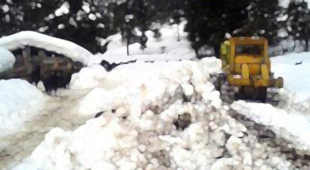 Toroslar'da mahsur kalan Yörükler kurtarıldı Toroslar'da mahsur kalan Yörükler kurtarıldı