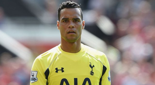 Tottenham, Vorm ile sözleşme yeniledi