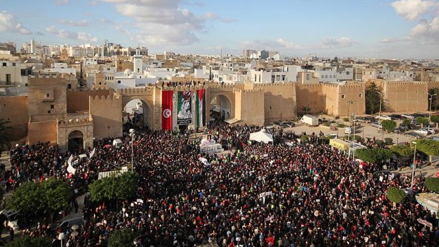 Tunus&#039;ta uçak mühendisi Zevvari&#039;nin öldürülmesi protesto edildi