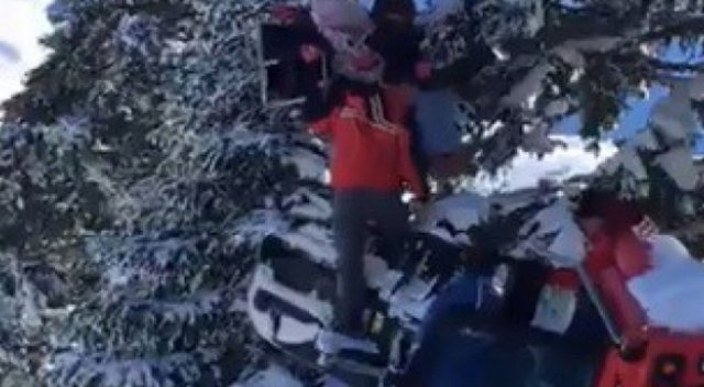 Uludağ&#039;ın zirvesinde 35 kişi mahsur kaldı