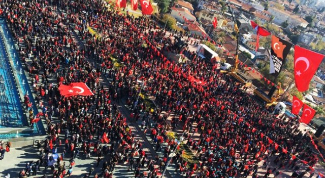 Yurdun dört bir yanında ’teröre lanet’ yürüyüşleri