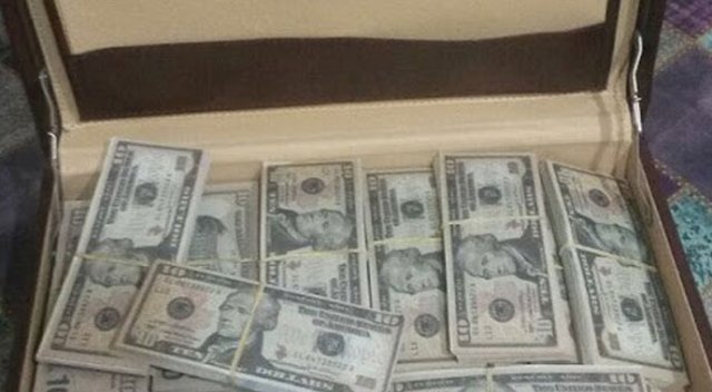 1 milyonluk ’FETÖ’ vurguncuları yakalandı 1 milyonluk ’FETÖ’ vurguncuları yakalandı