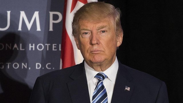 ABD&#039;de 16 eyaletten Trump&#039;a kınama