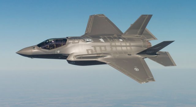 ABD, Japonya'ya F-35 filosu konuşlandırdı ABD, Japonya'ya F-35 filosu konuşlandırdı