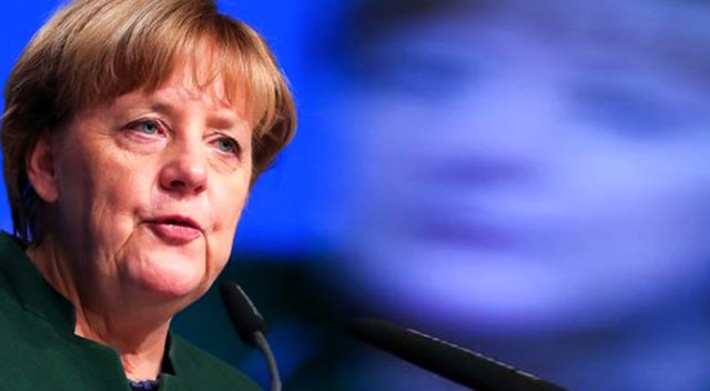 Ankara’dan Merkel’e FETÖ’cü asker uyarısı Ankara’dan Merkel’e FETÖ’cü asker uyarısı