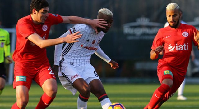 Antalyaspor evinde Beşiktaş&#039;a karşı galip geldi
