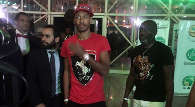 Aubameyang kayıp bavul kurbanı
