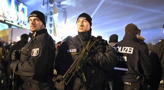 Berlin'de yoğun güvenlik önlemi Berlin'de yoğun güvenlik önlemi