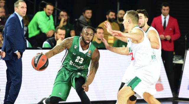 Darüşşafaka evinde Zalgiris'i geçemedi Darüşşafaka evinde Zalgiris'i geçemedi