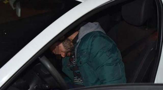 Direksiyon başında bu halde bulundu Direksiyon başında bu halde bulundu